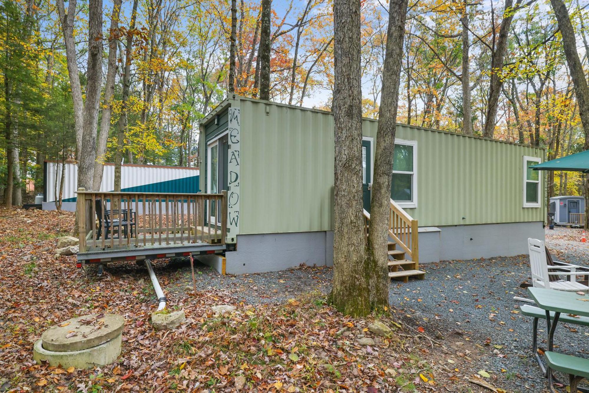 Camptel Poconos Lodging Albrightsville Esterno foto