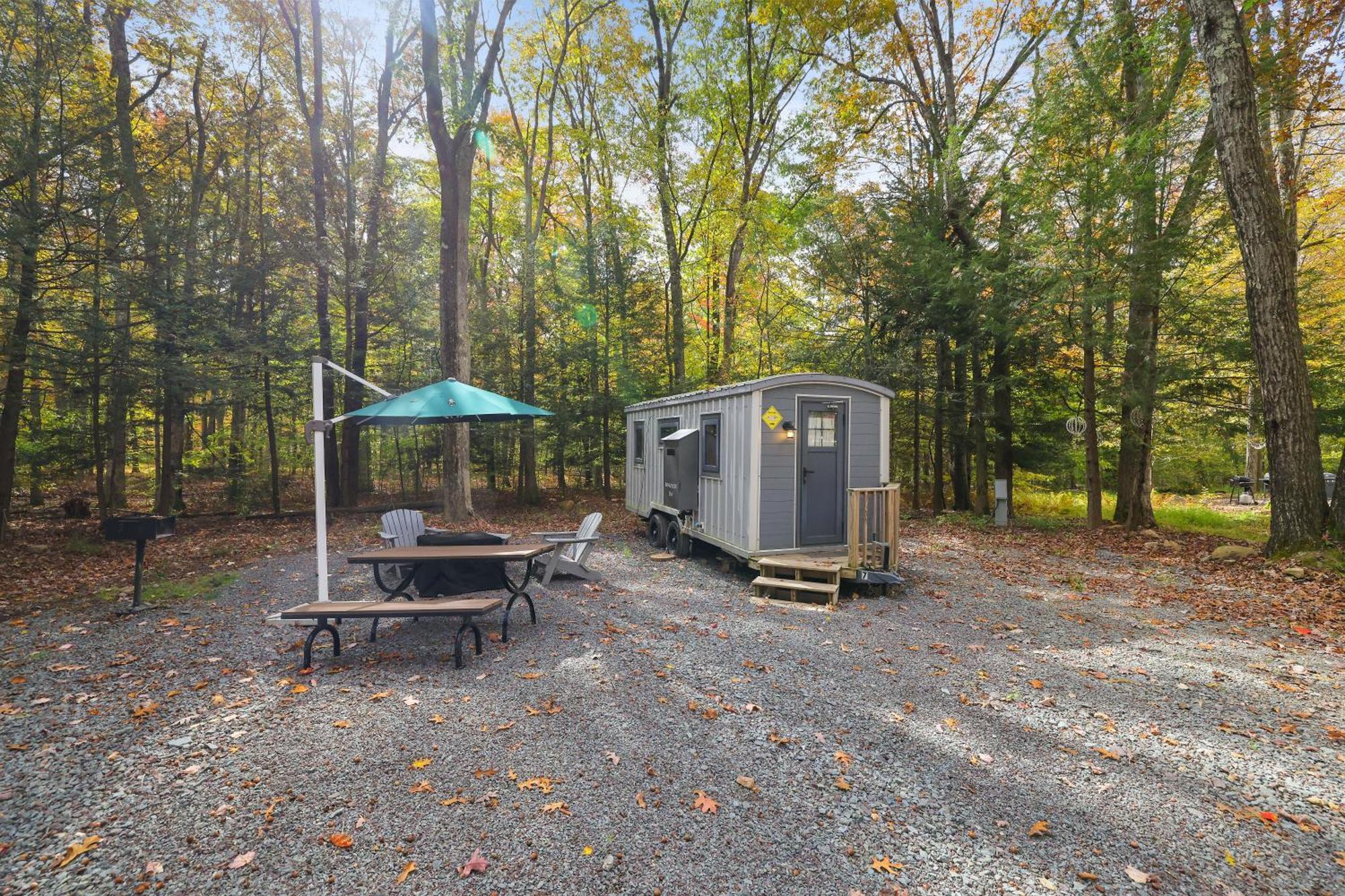 Camptel Poconos Lodging Albrightsville Esterno foto